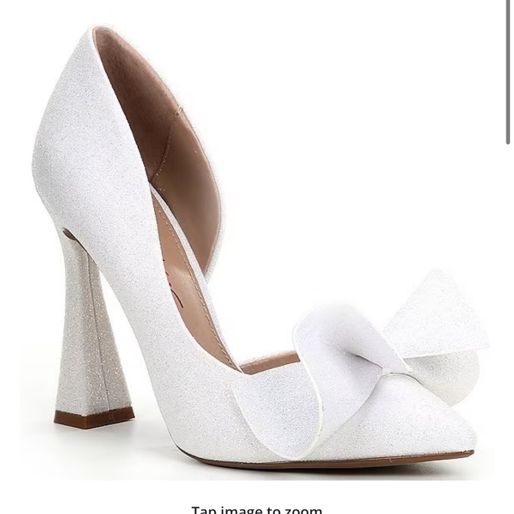 Betsy Johnson Nobble Bow Glitter Bridal Pointed Toe Pumps
